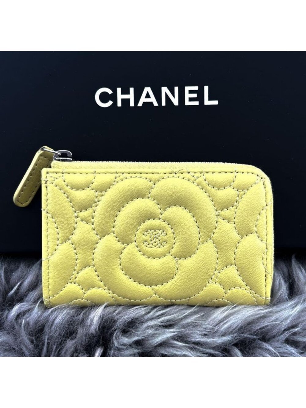 Chanel Wallet Camellia Stitch Ring with Coin Purse